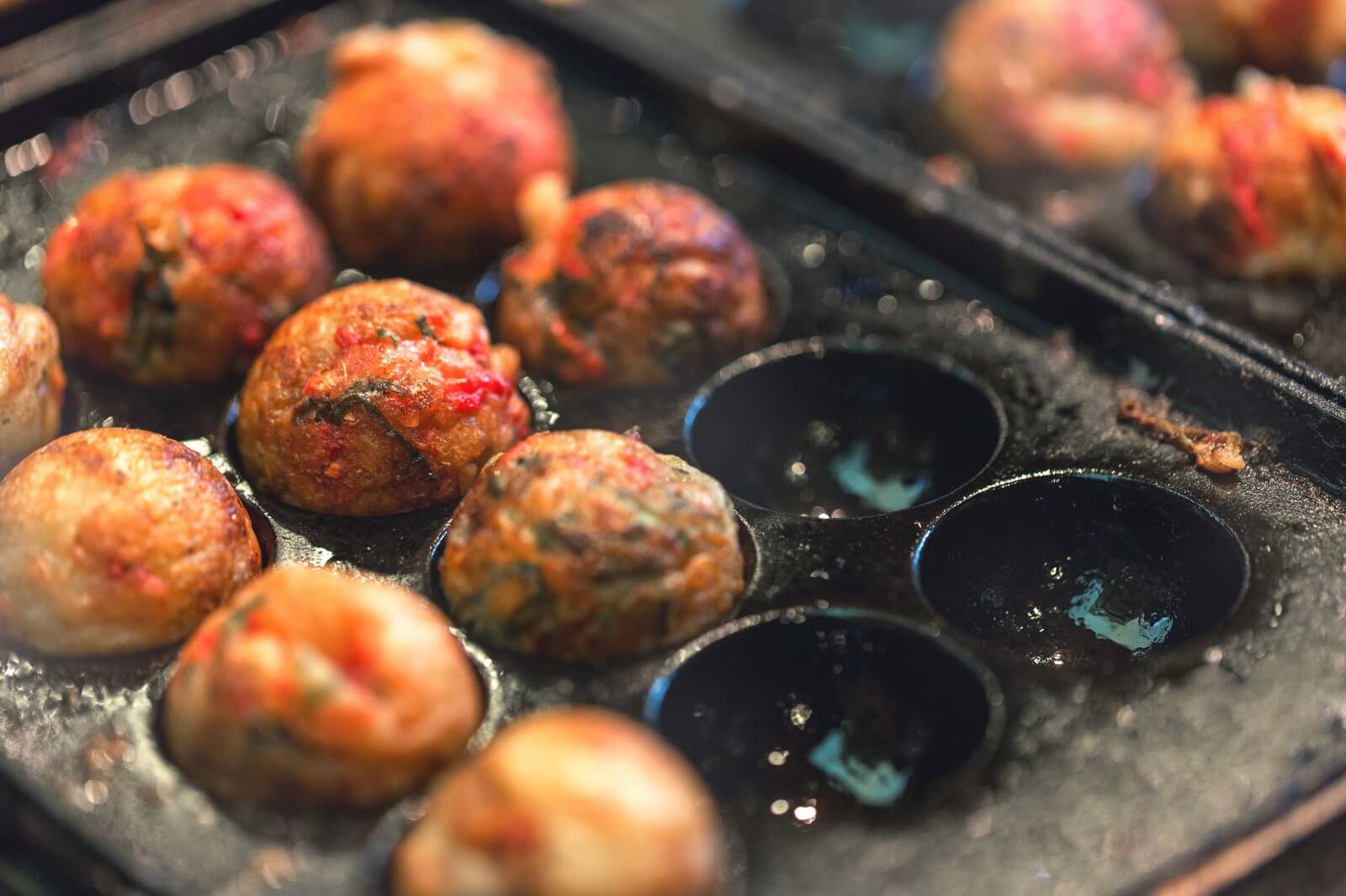 【たこ焼きデート】おうちでタコパが盛り上がる理由とは？ | 恋の悩みはシンプリー