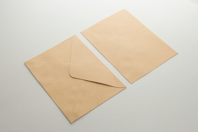 無難な手紙と封筒