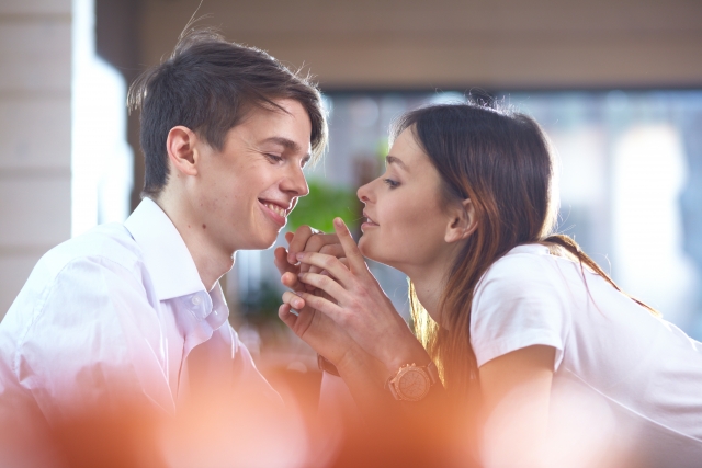 気持ちいいキスの7つの仕方とは 恋の悩みはシンプリー 気持ちいいキスの7つの仕方とは 恋の悩みはシンプリー