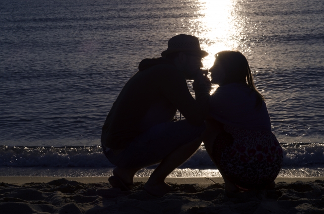 気持ちいいキスの7つの仕方とは? | 恋の悩みはシンプリー