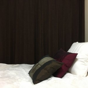 ラブホテルのベッド