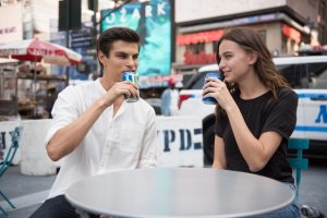 片思いで寂しいときの７つの対処法とは 恋の悩みはシンプリー