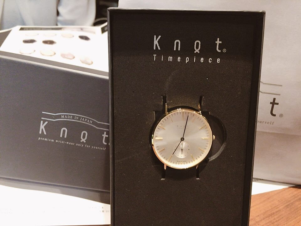 knotの時計